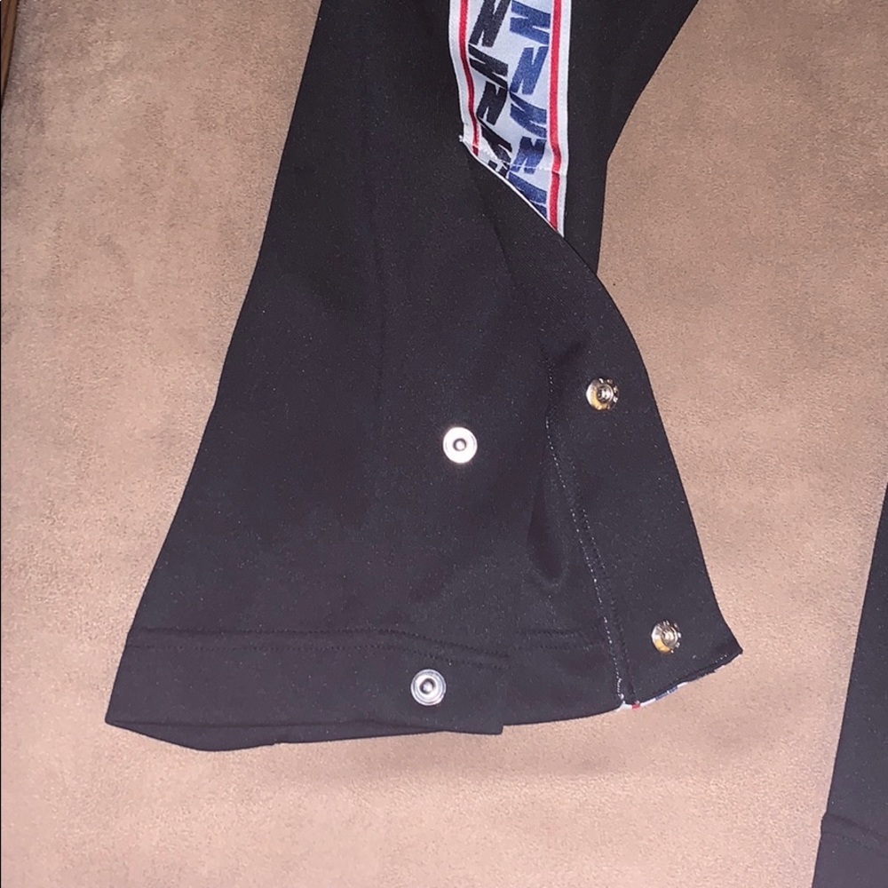 Nike track pants. ‼️NEVER WORN‼️ - Picture 5 of 6